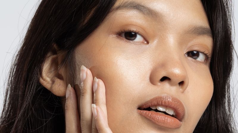 Tại sao cần dưỡng ẩm da mặt ngay sau khi rửa mặt?