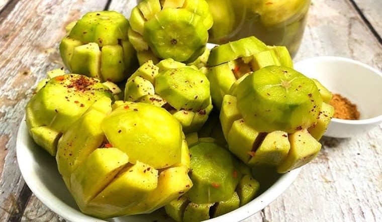 Cách làm cóc ngâm chua ngọt giòn ngon, để được lâu