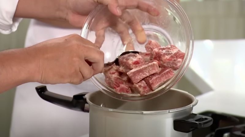 Nấu sườn non