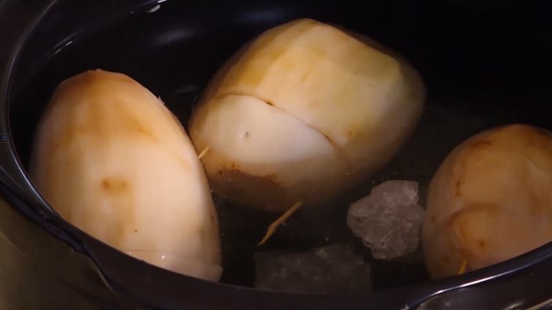 Nấu củ sen