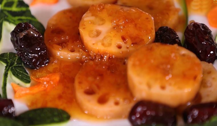 Cách làm củ sen nhồi gạo nếp lạ miệng, bổ dưỡng