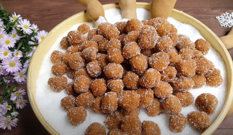 Cách làm kẹo me xí muội chua chua cay cay lạ miệng