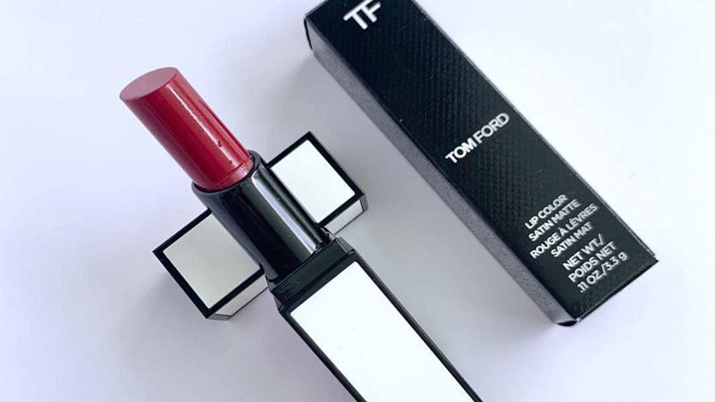 Son màu hồng mận đẹp Tom Ford Satin Matte 55 Rose De Russia