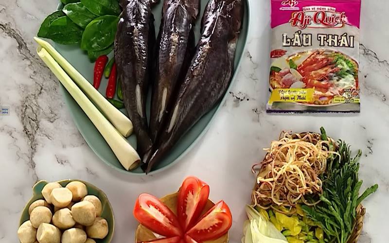 Nguyên liệu làm món lẩu cá lăng vị Thái Nguyên liệu làm món lẩu cá lăng vị Thái