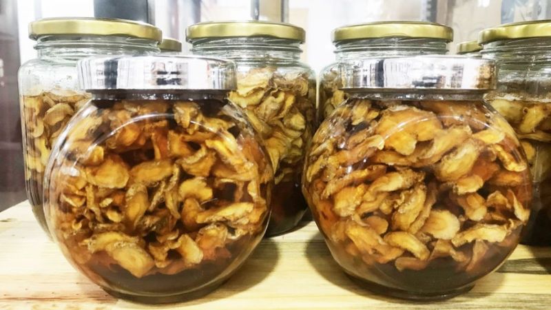 Rượu nấm linh chi