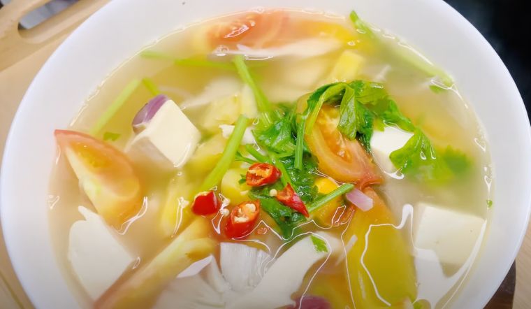 Cách nấu canh chua nấm bào ngư ngon, ăn hoài không ngán