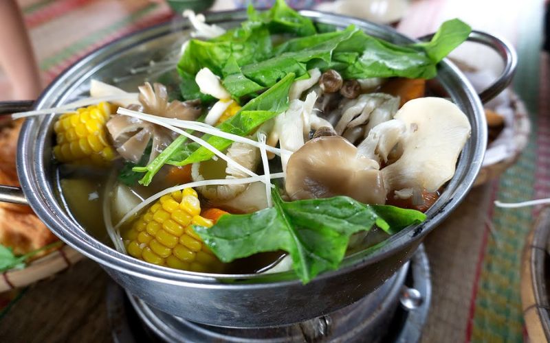Lẩu nấm chay