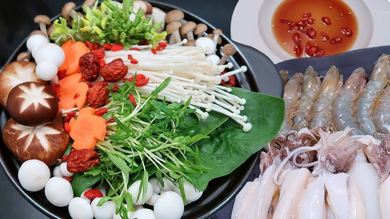 Lẩu mực nấm