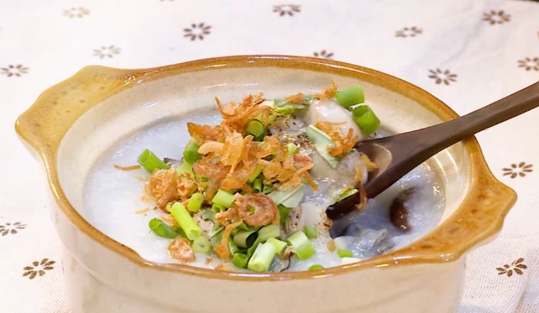 Cách nấu cháo hàu nấm đông cô ngon, bổ dưỡng