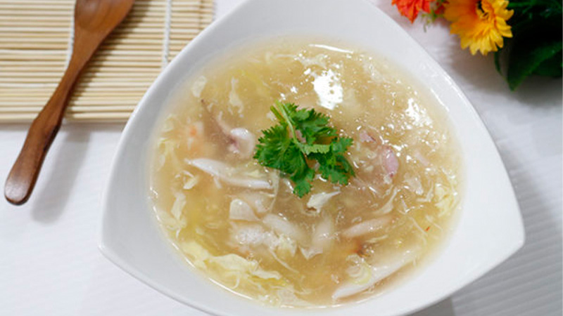 Súp gà nấm tuyết