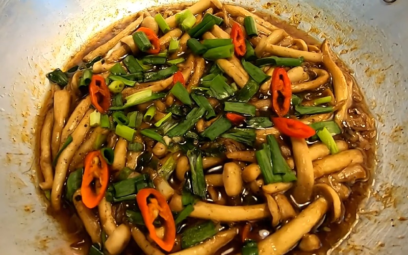 Nấm hải sản kho tiêu