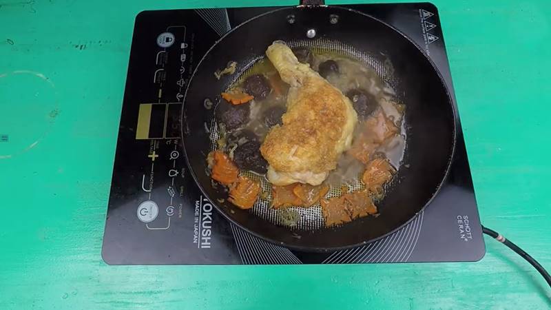 Làm gà sốt nấm