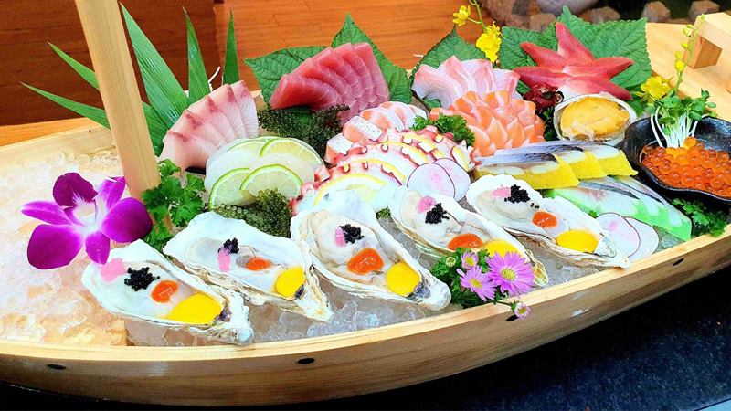 Sashimi tại Wakemi Japanese Restaurant