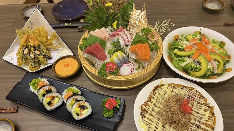 Các món sushi và sashimi tại Owa Sushi Các món sushi và sashimi tại Owa Sushi