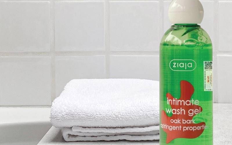 Gel vệ sinh Ziaja Intimate vỏ sồi