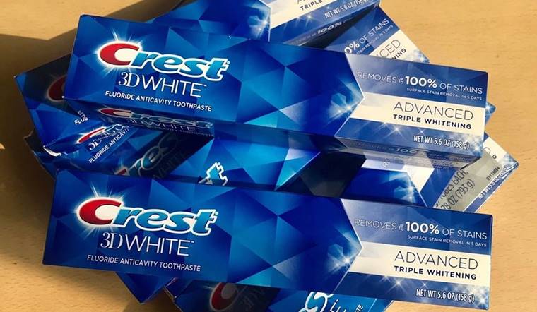 Kem đánh răng Crest chính thức có mặt tại Bách hóa XANH