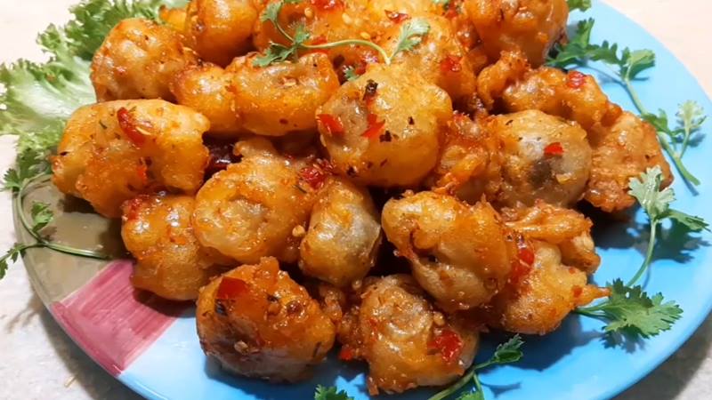 món nấm rơm chiên nước mắm