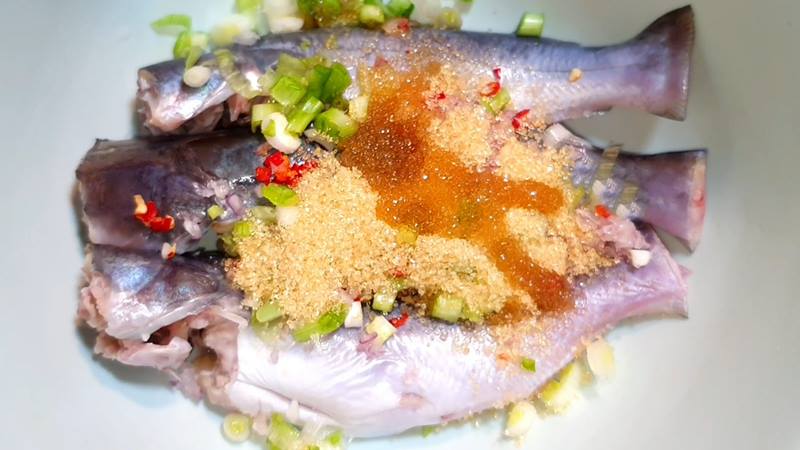 Ướp cá