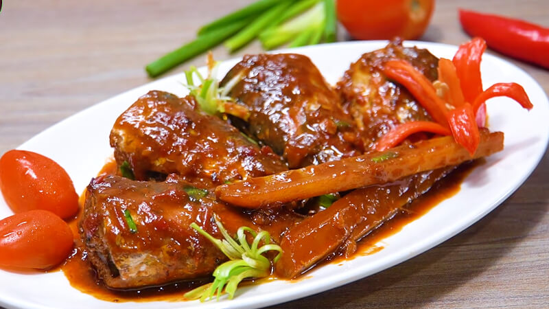 Cách chế biến cá ngừ đông lạnh - Cá ngừ sốt cà chua