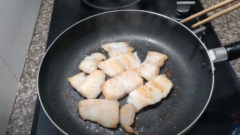Chiên cá basa