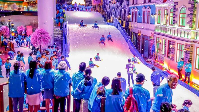 Khu vui chơi Snow Town Sài Gòn