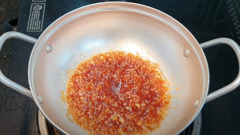 Làm nước sốt