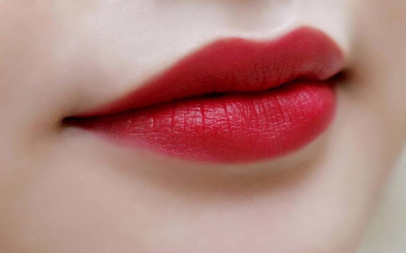 Son đỏ cherry hợp với da nào?
