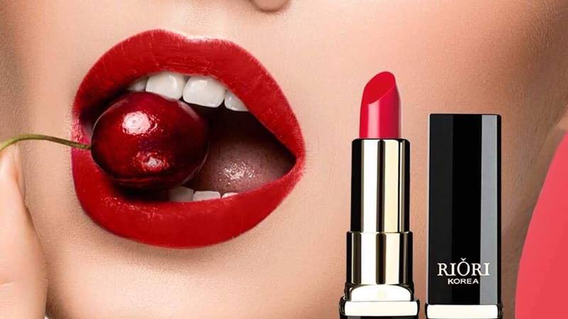 Son màu đỏ cherry Riori Matte Lipstick 05 - Cherry Red