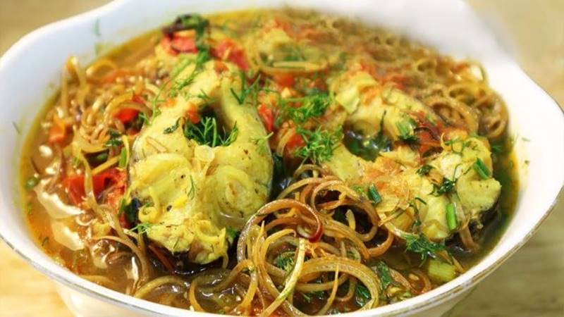 Cá lóc um chuối cây