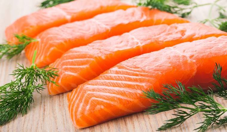 Bảo quản cá hồi trong tủ lạnh: Bí quyết tươi ngon như mới