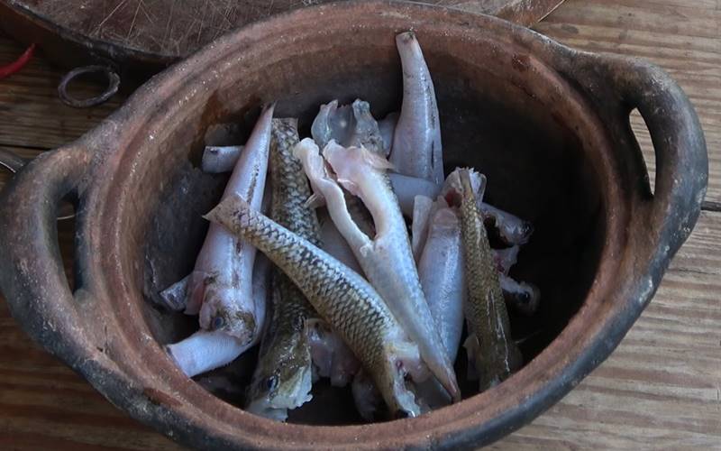 Sơ chế cá bống