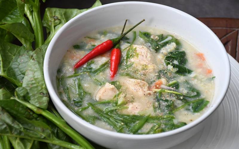 Cháo cá diêu hồng rau mồng tơi