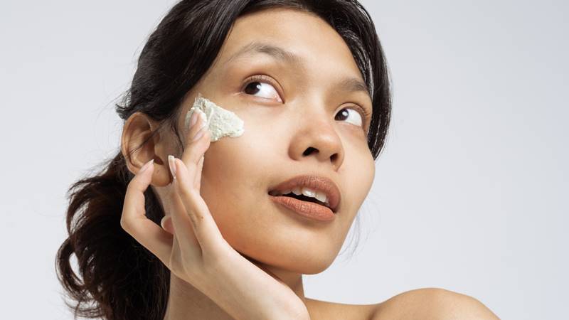 Bảo vệ da trước tác nhân bên ngoài