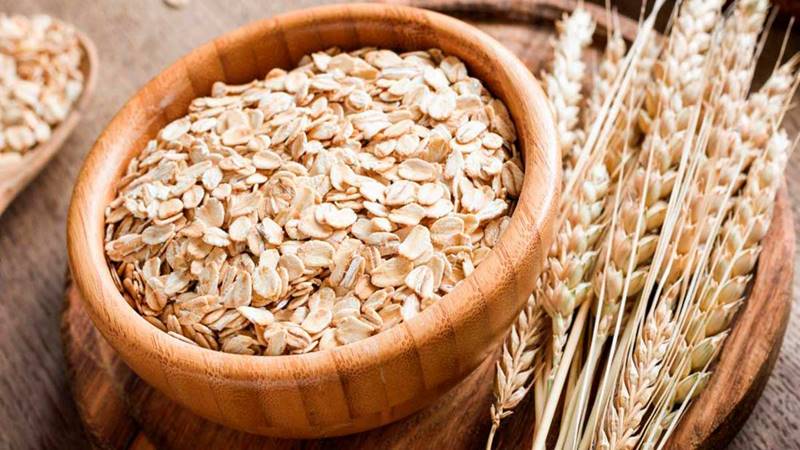 Tẩy tế bào chết da đầu bằng đường nâu và yến mạch