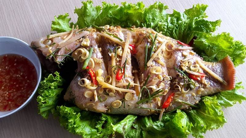 Cá diêu hồng hấp sả gừng: Thanh nhẹ, dễ tiêu hóa. Cá diêu hồng hấp sả gừng: Thanh nhẹ, dễ tiêu hóa.