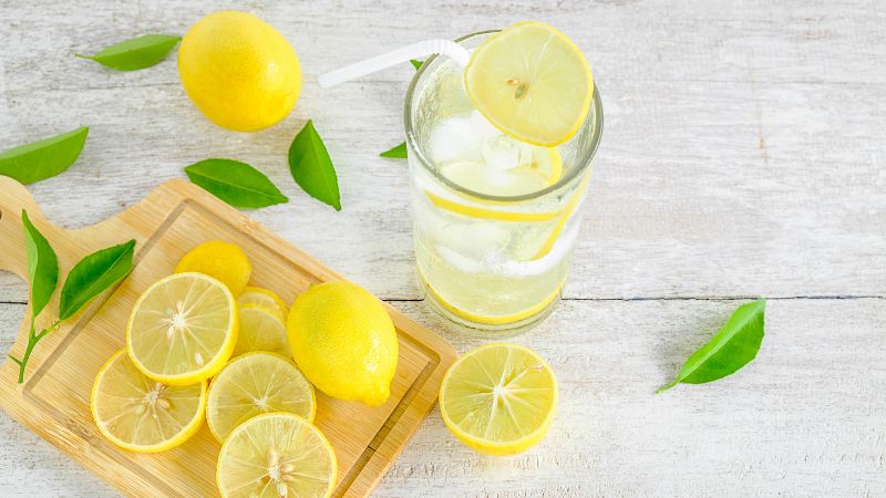 Sử dụng nước chanh tươi