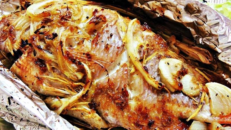 Cách nướng cá diêu hồng bằng nồi chiên không dầu với giấy bạc