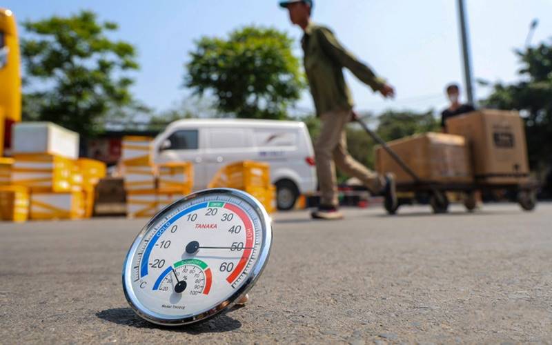 Yếu tố bên ngoài Yếu tố bên ngoài