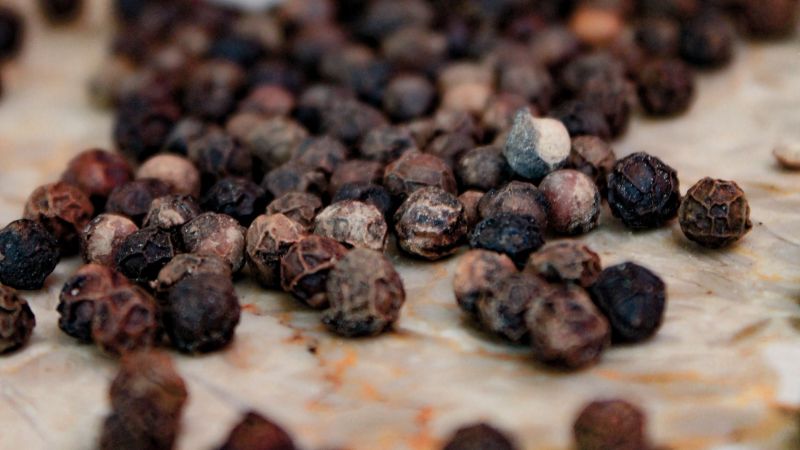 Giá tiêu thế giới