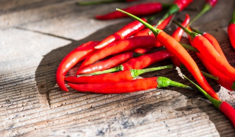 Giá ớt hôm nay 14/04/2025: Ớt hiểm xanh, ớt chỉ thiên giảm đáng kể