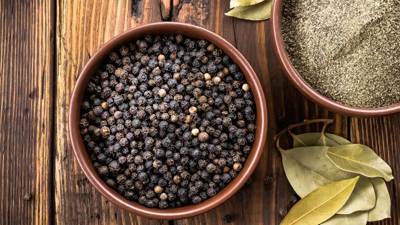 Giá tiêu thế giới Giá tiêu thế giới