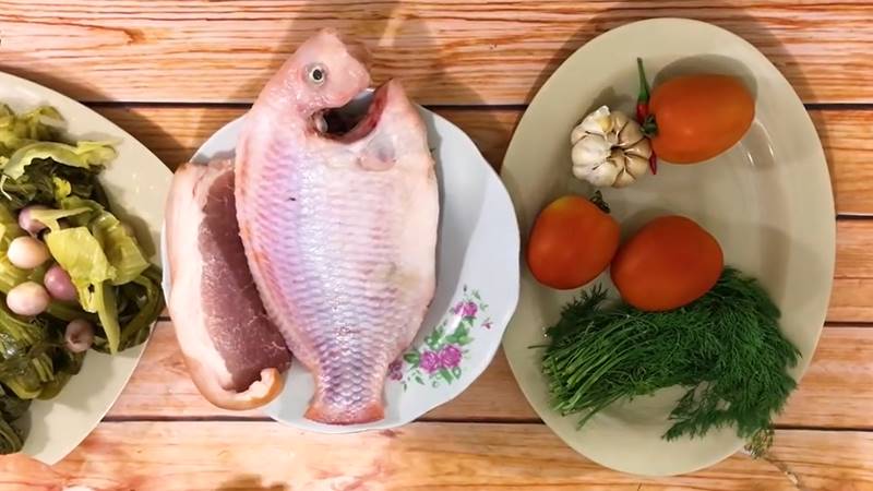 Nguyên liệu làm món cá diêu hồng om dưa chua