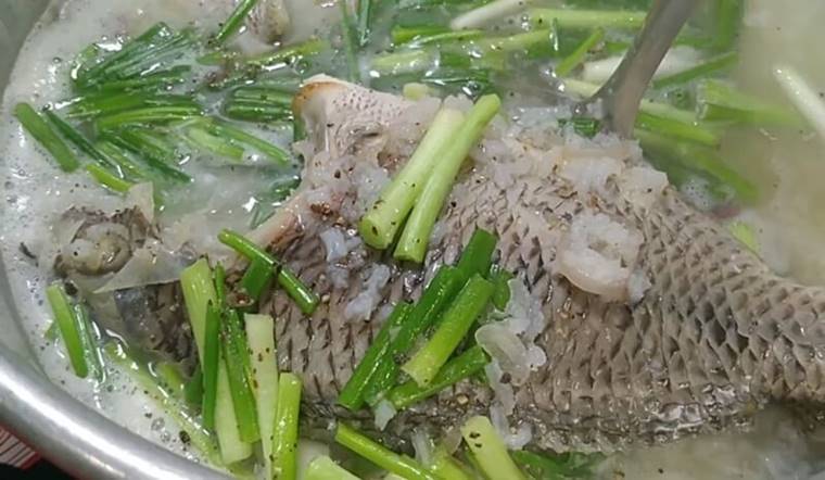 Cách nấu cháo cá rô phi ngon để bồi bổ