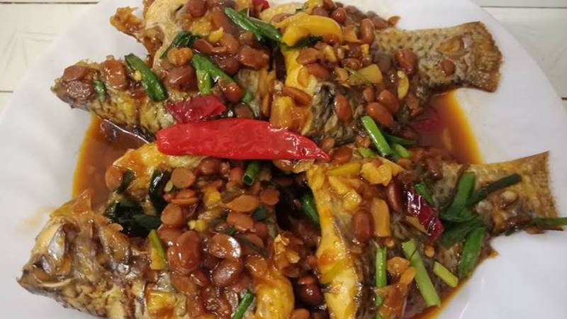  món cá rô phi kho tương hột