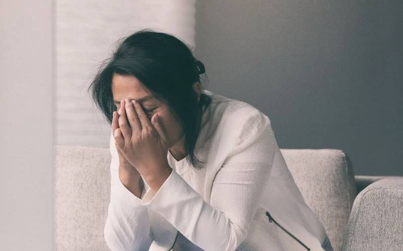 Thay đổi nội tiết tố