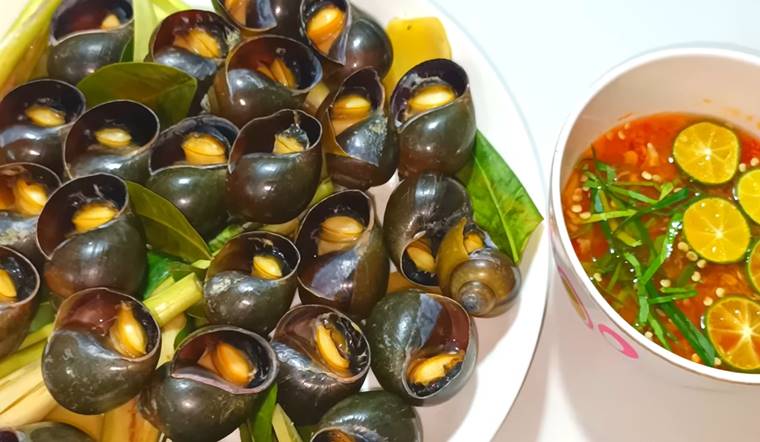 Thử ngay cách làm ốc bươu hấp sả đơn giản, ăn là ghiền tại nhà