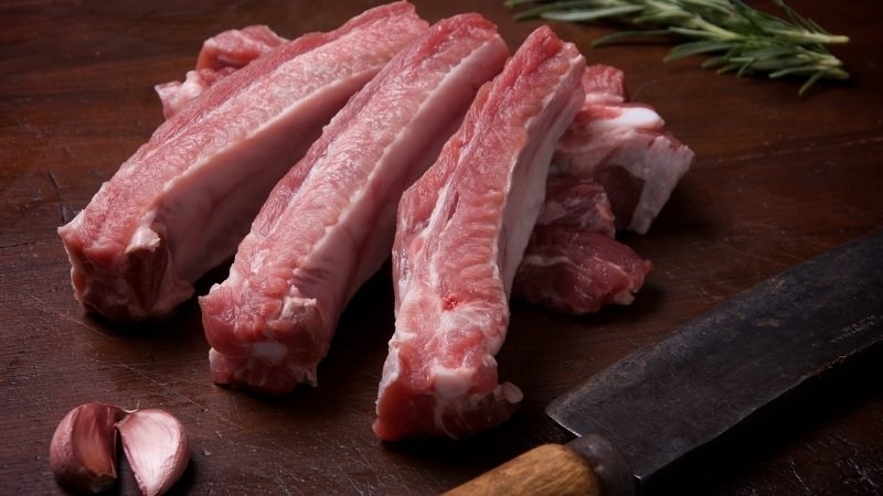 Giá thịt heo bán lẻ tại các chợ và siêu thị