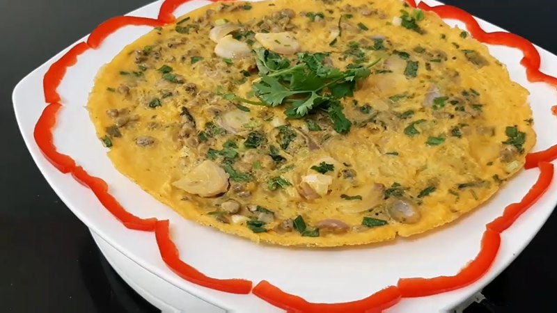 món hến chiên trứng