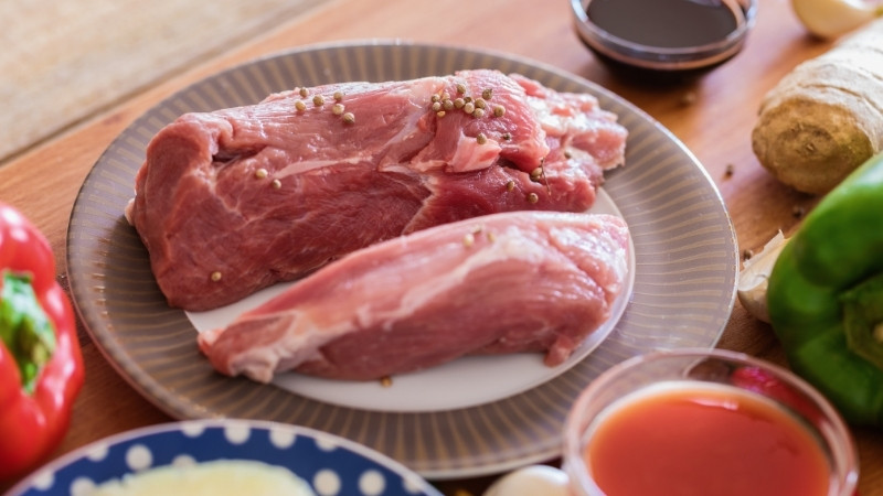 Giá thịt heo bán lẻ tại các chợ và siêu thị