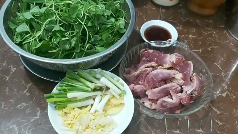 Ướp thịt ngan Ướp thịt ngan